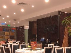 大堂-山泉公馆酒家(广州东站店)