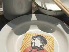 -沪小二炭火蛙锅(淮海中路美食不夜城店)