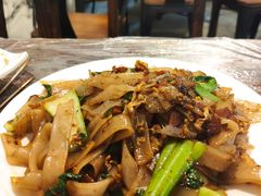 -亮亮烧烤(万松园店)