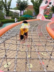 -季高兔窝窝亲子园(上海薰衣草公园店)