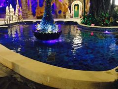 -泉城欧乐堡戏水湾艺术养生温泉