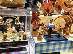 -泡泡玛特POPMART(上海环球港店)