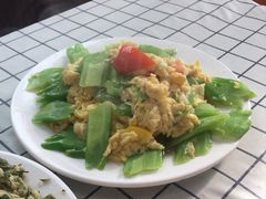 -明月食府(二区干二路店)