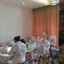 -成都苗方清颜专业祛痘