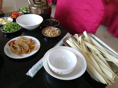 -汉源贡嘎湖生态黄牛肉(贡嘎湖商务酒店)