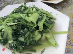 清炒小白菜-美顺香食府鱼头老店(雪野湖店)