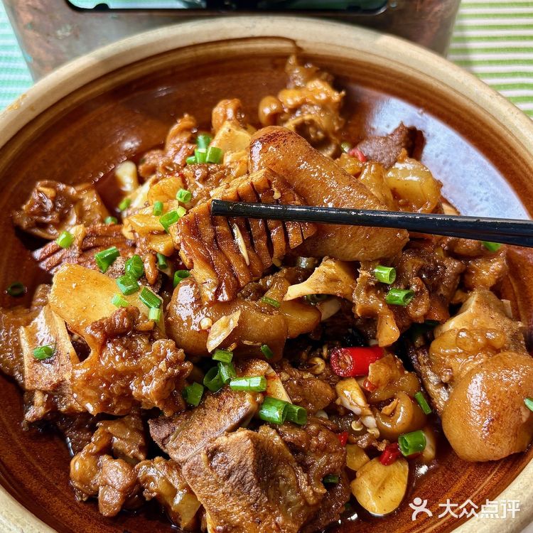 长沙 l 五一广场这家家常菜尊嘟吼吼吃！