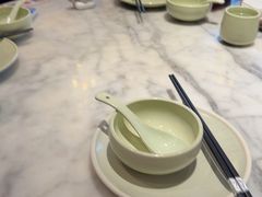 -蝴蝶里·粤菜·点心(滨江龙湖店)