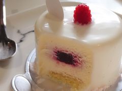 -UNI UNI(环亚凯瑟琳店)