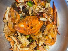 -七欣天香辣蟹火锅(上海银亿滨江店)