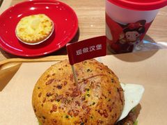 -必胜客(巴沟店)
