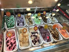 自助取餐区-柠檬车露(卖草地店)