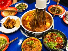 -马路边边串串香(双井直营店)