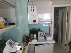 -视野联行眼镜·蔡司授权店(长白万象汇店)