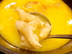 -鲜入围煮花胶鸡海鲜火锅