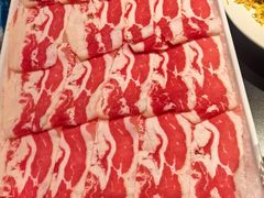 -鲜入唯煮·港式海鲜牛肉火锅(金宝街店)