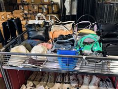 -燕莎奥特莱斯购物中心