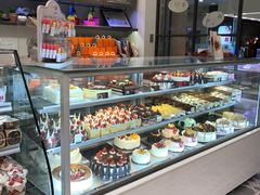 面包甜点陈列柜-面包新语(滨湖万达店)