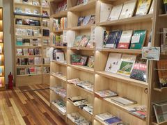 -猫的天空之城概念书店(印象城购物中心店)