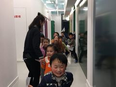 -英孚教育青少儿(昆城广场中心)