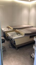 -LESSMORE科技头皮理容中心