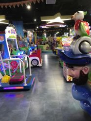 -利奥梦幻主题乐园(爱琴海购物公园店)