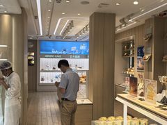 -好利来(东四店)