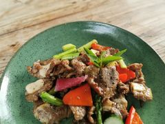 黑椒牛仔骨-新城概念餐厅