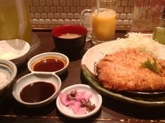 鹿儿岛黑毛猪排-矢场猪(名古屋站三井楼北馆店)