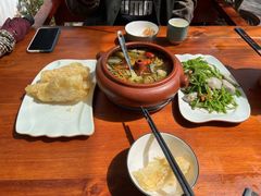 滴水不加汽锅鸡-云隐小厨·传统大理美食(复兴路店)