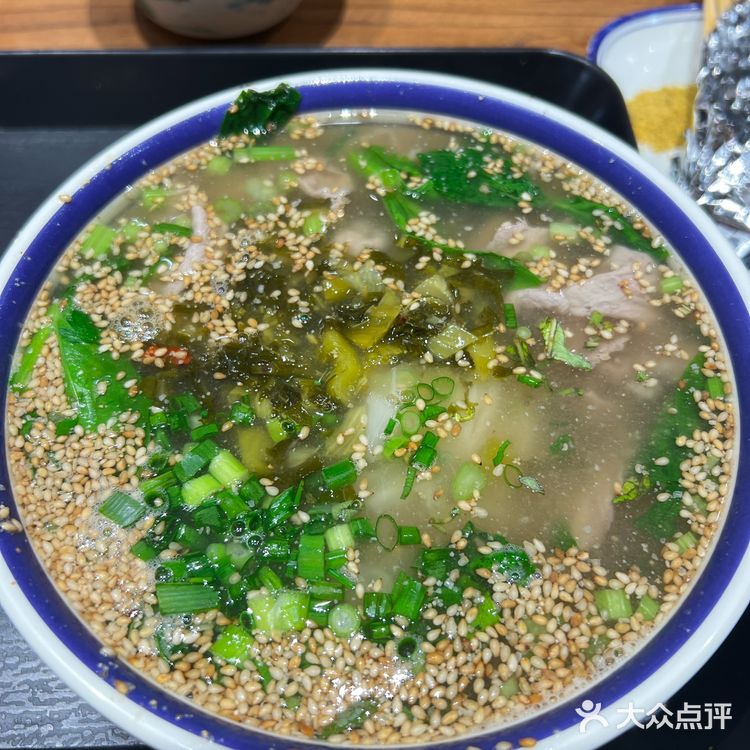 西安惊现云南街头米线！鲜肉现烫+酸角汁绝了！