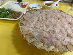 -官塘陈记鱼生·潮汕砂锅粥·牛肉火锅(潮枫路总店)