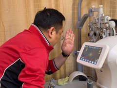 -优医视平价眼镜蔡司依视路折扣工厂店(十里堡店)
