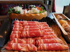 -老牌坊云南鱼豆花火锅(爱建店)