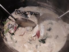 -陈大锅·岳阳鱼馆·地道岳阳菜(美食街店)