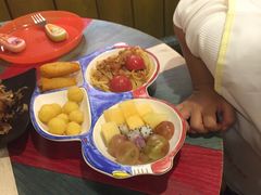 -暖食光·台式家庭餐厅·生日主题店(万达店)