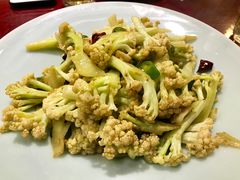 -窄巷子陕菜馆·地道陕西菜(粉巷店)
