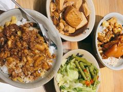 -红猪卤肉饭(大西洋美食城店)