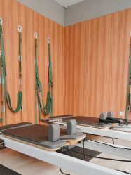 -一伽瑜伽·普拉提