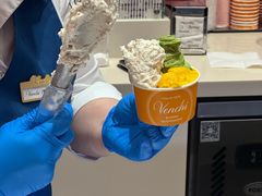 -VENCHI 闻绮(上海佛罗伦萨小镇店)