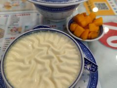 -广信牛奶甜品世家(台东店)