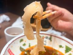 -顺溜·手工刀削面·黑金店(铜锣湾店)