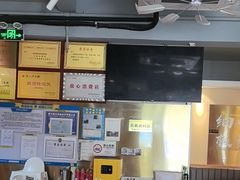 -胡须佬鸡煲四季火锅店(石厦西村直营店)
