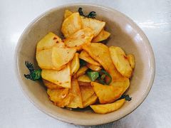 青椒炒土豆片-西安外国语大学-学生食堂
