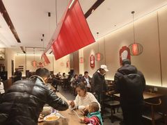 -顺溜·手工刀削面·黑金店(铜锣湾店)