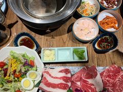 -明洞阿姨·韩式酱蟹烤肉·创意料理(三元桥店)