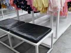 -BIGOFFS 超级折扣(仁恒伊势丹店)