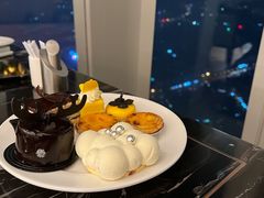 -云端西餐厅(南宁龙光那莲豪华精选酒店)