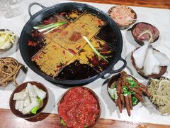 -正南齊北重庆老火锅(光华村直营店)