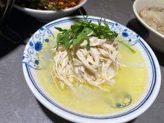 -肖四女乐山跷脚牛肉(江北星街坊店)